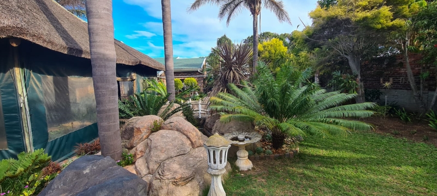 4 Bedroom Property for Sale in C Place Eastern Cape